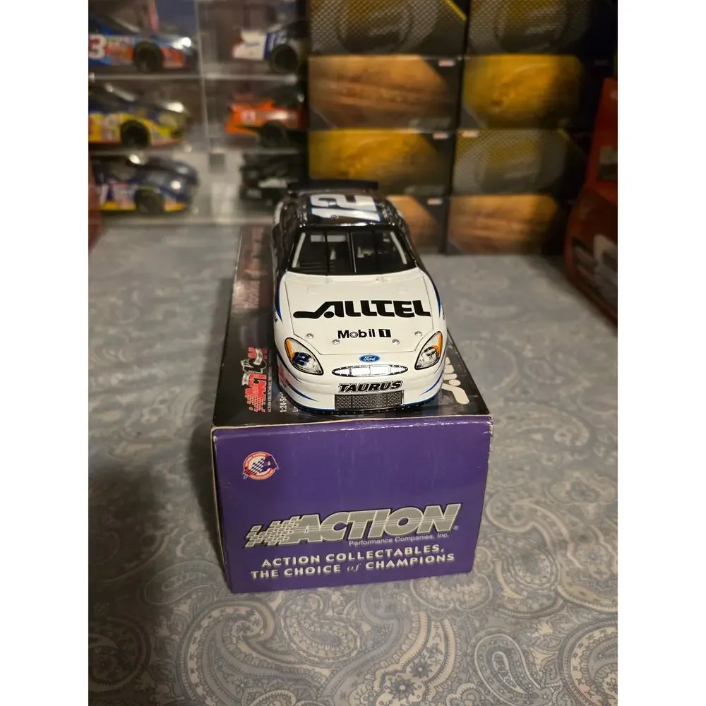 Ryan Newman #12 Alltel Rookie of the Year 2002 Taurus — 1:24 Action